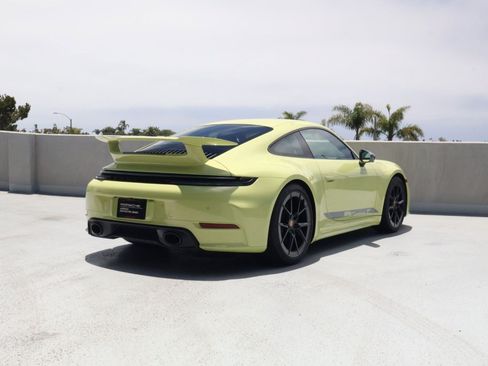 Certified 2025 Porsche 911 Carrera T RWD image 9