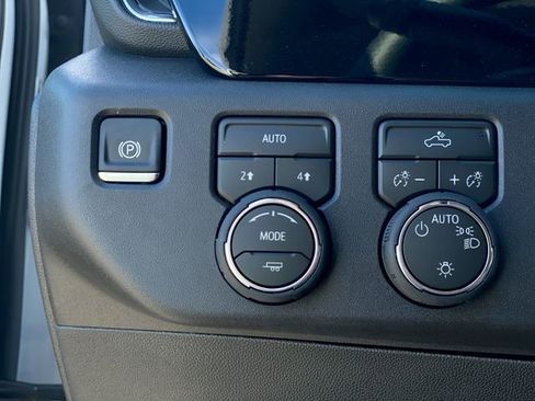 New 2026 Chevrolet Silverado 1500 LT image 19