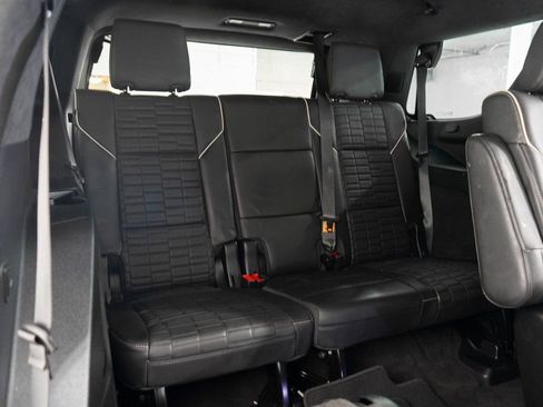 Used 2024 Cadillac Escalade Sport Platinum image 35