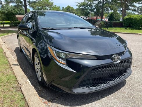 Used 2021 Toyota Corolla LE FWD image 7