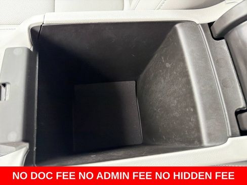 Used 2022 GMC Acadia SLT w/ Preferred Package FWD image 29