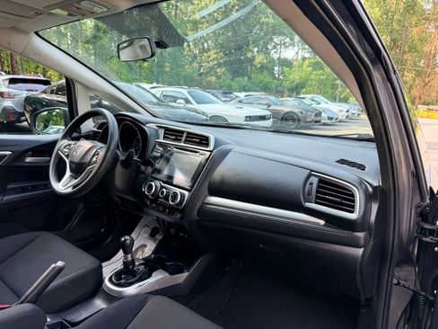 Used 2015 Honda Fit EX image 21