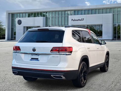 Used 2022 Volkswagen Atlas SE w/ Black Wheel Package FWD image 6