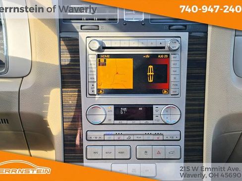 Used 2010 Lincoln Navigator L 4WD image 10