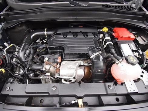 Certified 2022 Jeep Renegade Latitude w/ Convenience Group AWD/4WD image 28