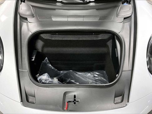 New 2026 Porsche 911 Carrera 4S image 38