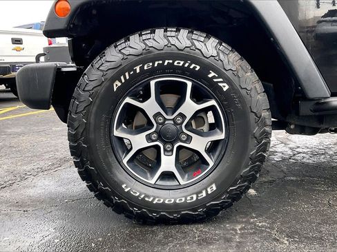 Used 2016 Jeep Wrangler Unlimited Sport image 7