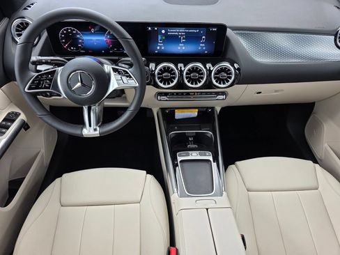 New 2026 Mercedes-Benz GLA 250 image 9