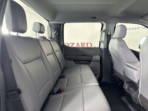 New 2026 Ford F250 XL w/ XL Chrome Package image 23