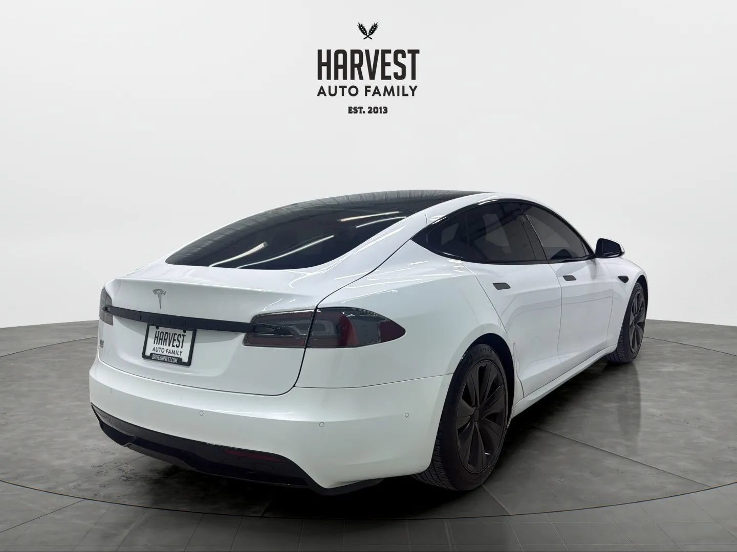 Used 2022 Tesla Model S Standard Range AWD/4WD image 6