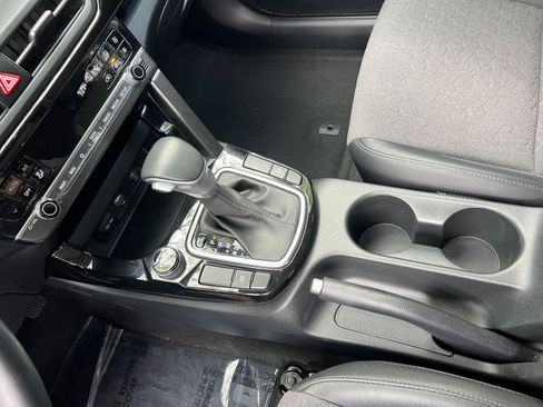 Used 2025 Kia Seltos S image 42