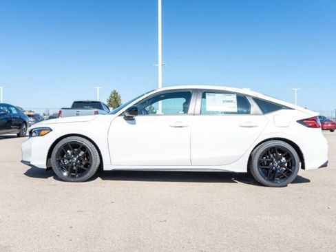 Used 2026 Honda Civic Sport image 4