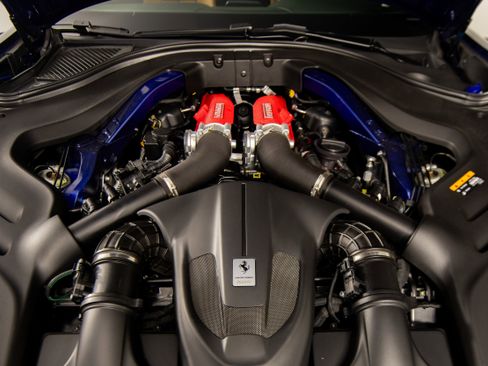 Certified 2021 Ferrari Roma RWD image 19