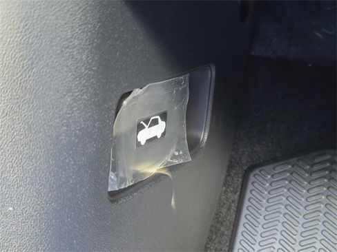 New 2026 Honda HR-V LX image 15