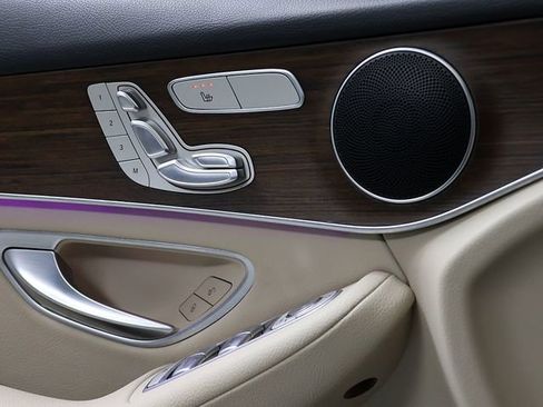 Certified 2022 Mercedes-Benz GLC 300 4MATIC image 26