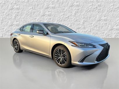 New 2025 Lexus ES 350 w/ Premium Package