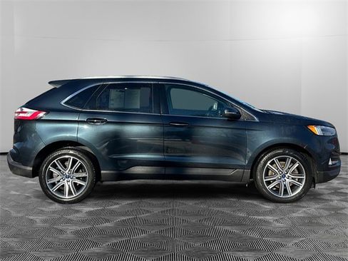 Used 2022 Ford Edge Titanium w/ Equipment Group 301A image 6
