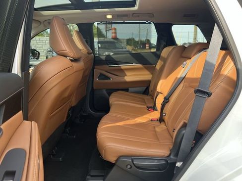 Used 2023 INFINITI QX60 Sensory w/ Cargo Package AWD/4WD image 22
