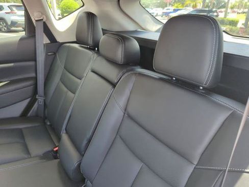 Certified 2023 Nissan Murano SL w/ SL Moonroof Package FWD image 30