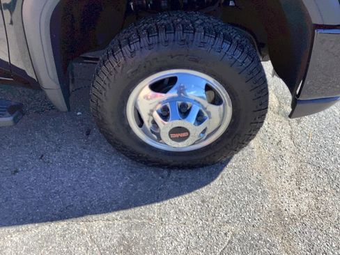 Used 2023 GMC Sierra 3500 Denali w/ Denali Ultimate Package image 7