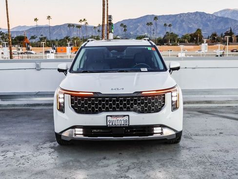 Used 2026 Kia Carnival SX image 3