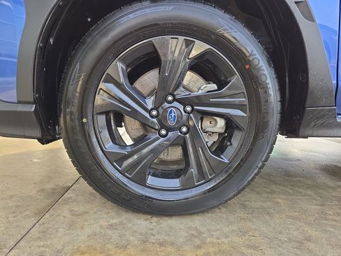 Used 2025 Subaru Crosstrek 2.0i image 10