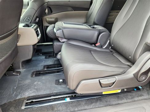 New 2026 Kia Carnival EX image 10