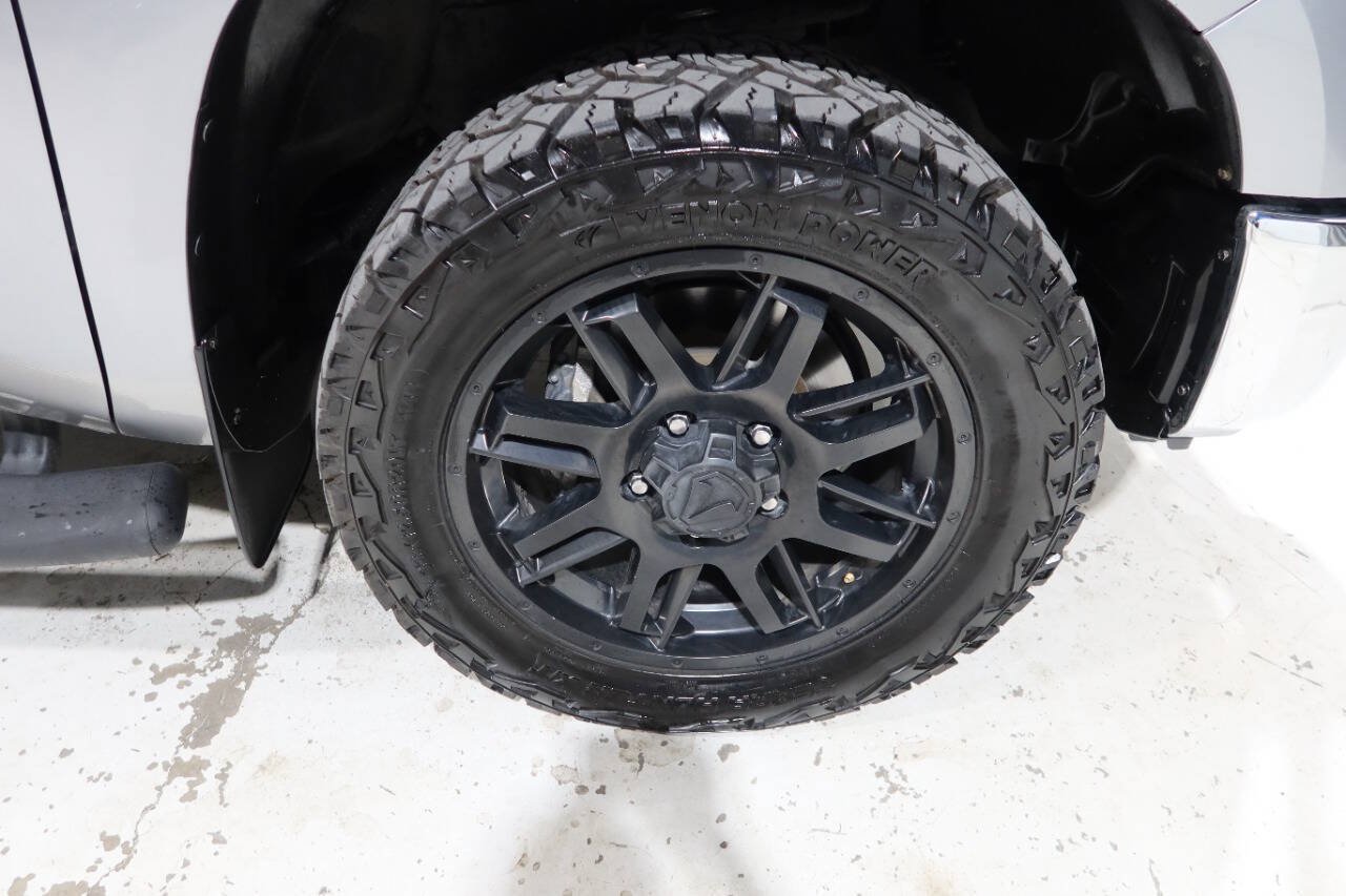 Used 2021 Toyota Tundra SR5 w/ SR5 Upgrade Package AWD/4WD image 41