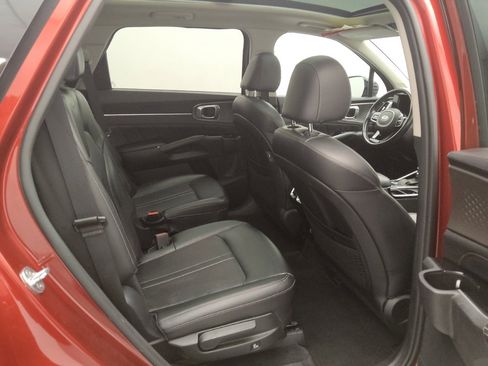 Used 2021 Kia Sorento SX image 19