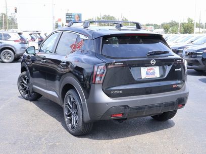 New 2025 Nissan Kicks SR