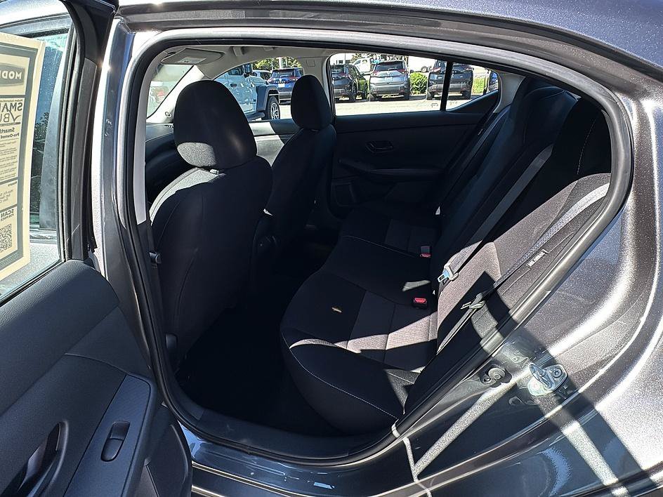 Certified 2025 Nissan Sentra SV FWD image 17