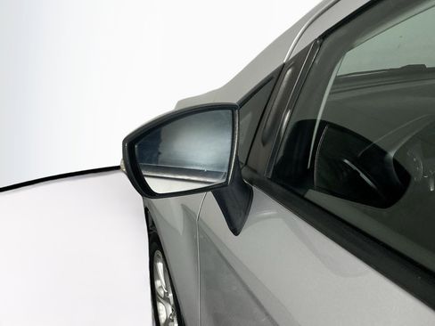 Used 2018 Ford EcoSport SE w/ SE Convenience Package image 16