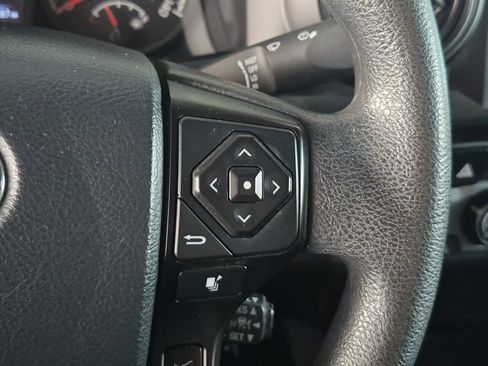 Used 2019 Toyota Tacoma SR AWD/4WD image 14