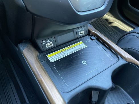 Used 2022 Honda CR-V Touring image 31