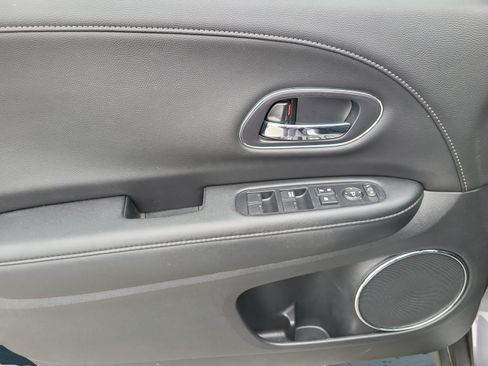 Certified 2022 Honda HR-V EX-L image 23