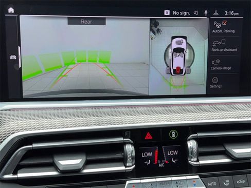 Used 2023 BMW X6 xDrive40i image 30