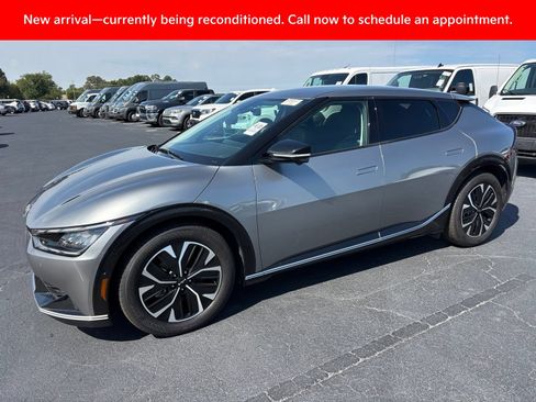 Certified 2023 Kia EV6 Wind w/ Wind Technology Package AWD/4WD image 9