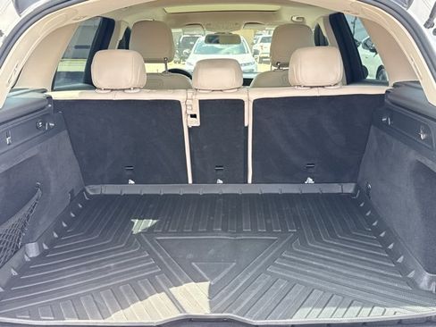 Used 2018 Mercedes-Benz GLC 300 image 9