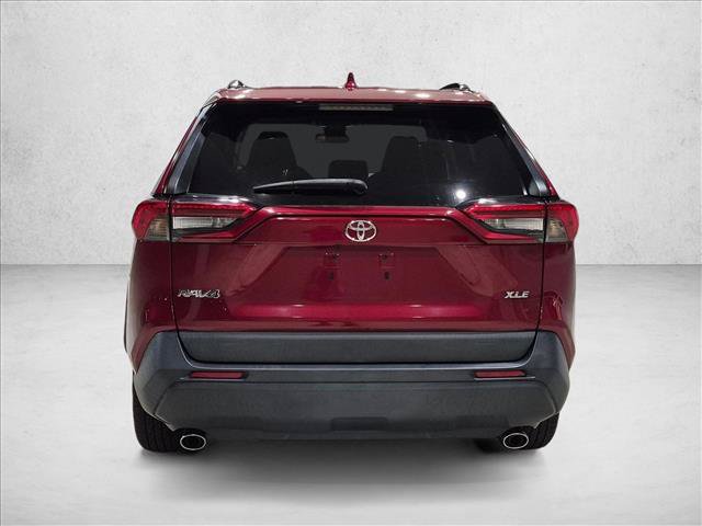 Used 2021 Toyota RAV4 XLE w/ Convenience Package FWD image 6