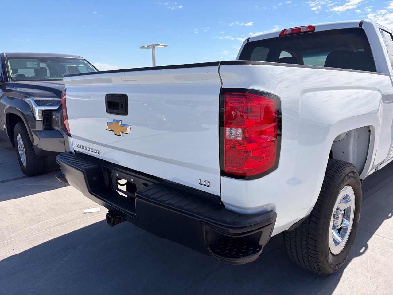 Used 2019 Chevrolet Silverado 1500 W/T w/ WT Convenience Package RWD image 4