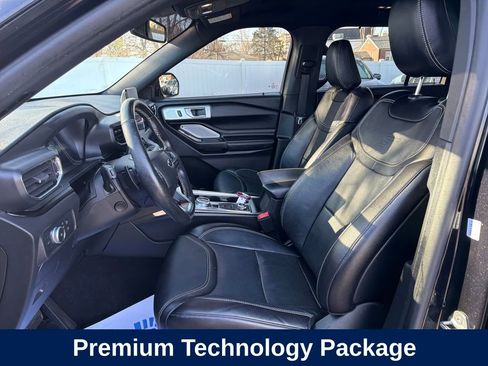 Used 2020 Ford Explorer ST w/ ST Street Pack image 11
