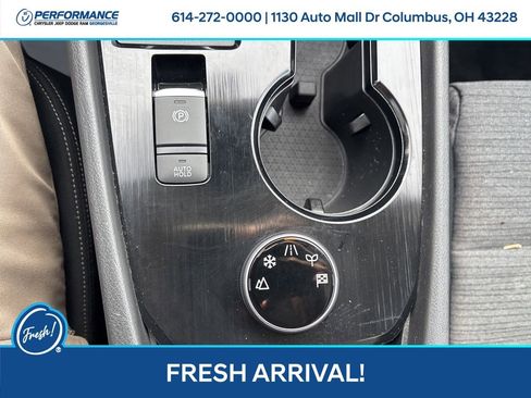 Used 2023 Nissan Rogue SV image 26