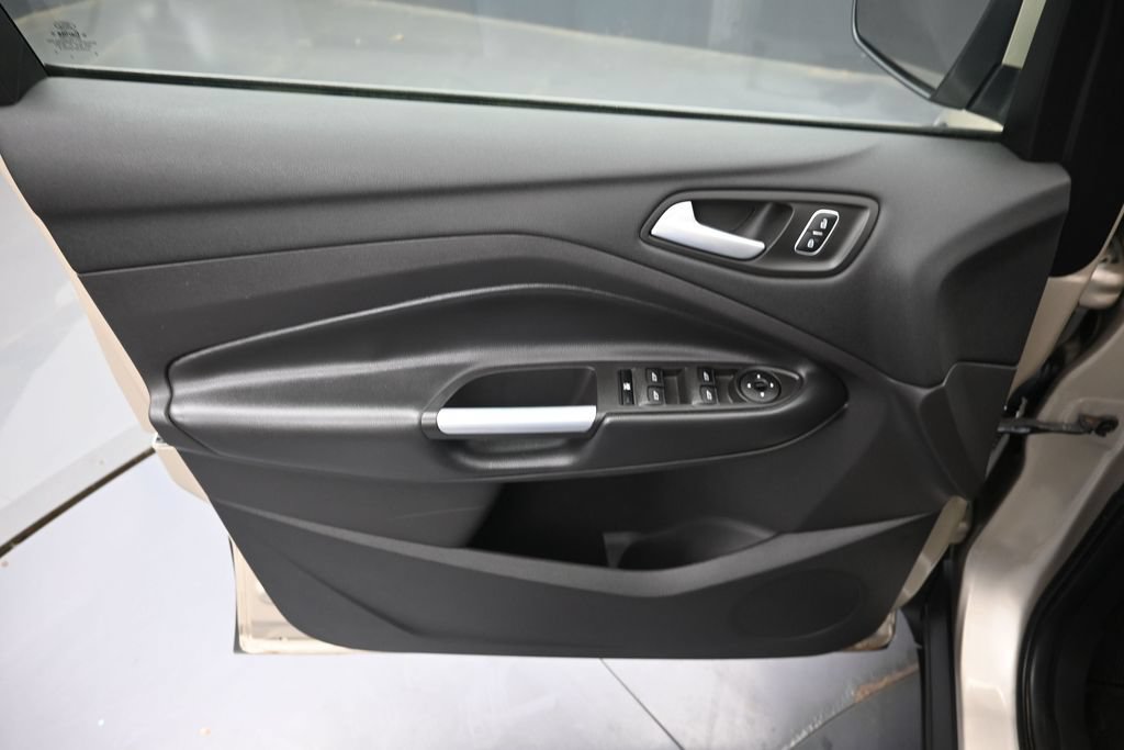 Used 2018 Ford Escape SE AWD/4WD image 23