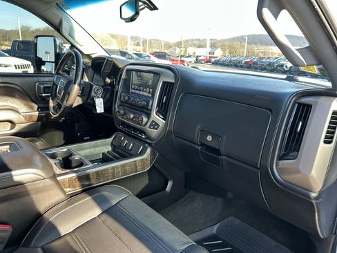 Used 2016 GMC Sierra 2500 Denali image 17