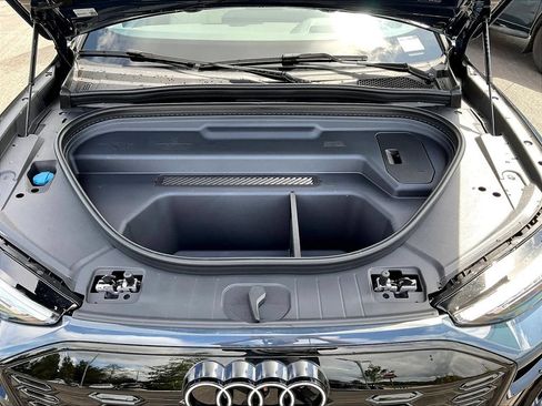 New 2027 Audi Q6 e-tron Premium Plus AWD/4WD image 12
