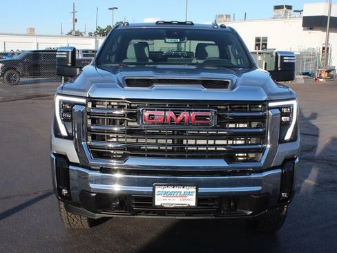 New 2026 GMC Sierra 2500 SLT image 10