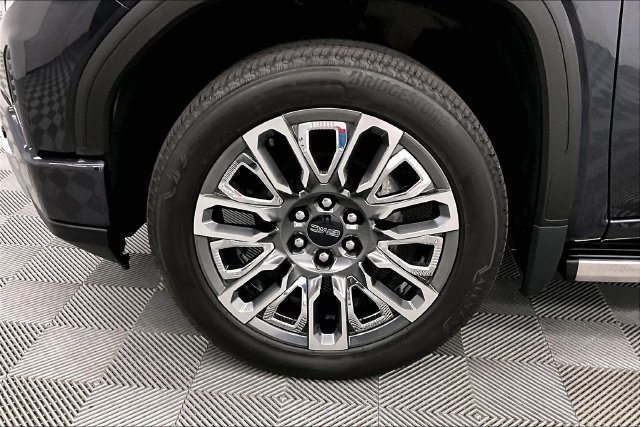 Used 2024 GMC Sierra 1500 Denali Ultimate AWD/4WD image 10