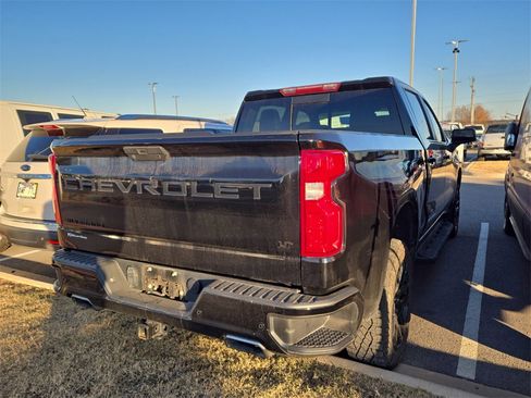 Used 2022 Chevrolet Silverado 1500 LT Trail Boss w/ LT Trail Boss Premium Package image 3