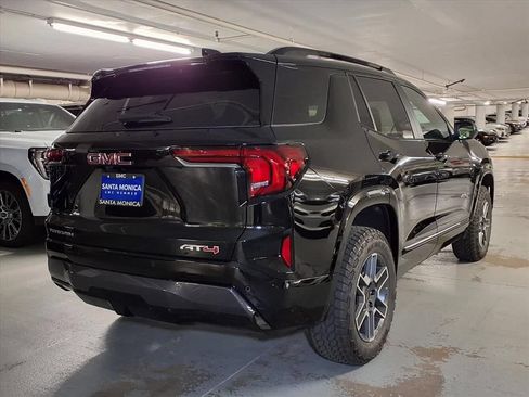 Used 2026 GMC Terrain AT4 w/ Convenience Package III AWD/4WD image 8