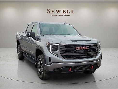 Used 2024 GMC Sierra 1500 AT4 w/ Technology Package image 7